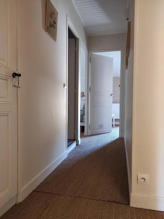 La Montcuquoise Apartment